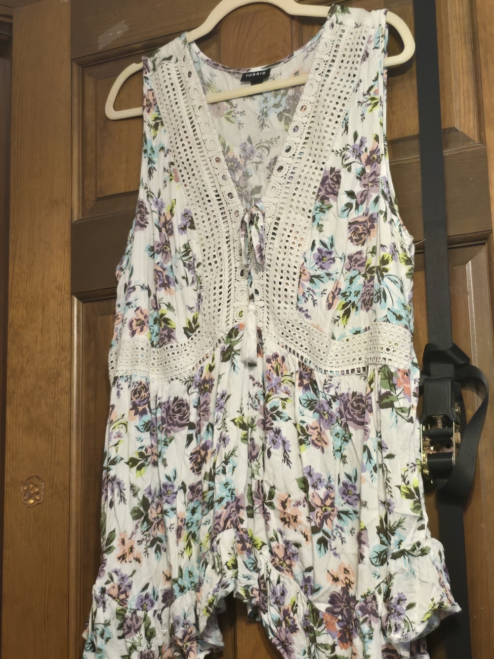 torrid White Floral Crochet-Trim Sleeveless Camisole with Purple & Pink Blooms